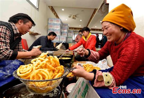 拉薩哪裏有做蛋糕：探討藏地的美食文化與蛋糕的交融